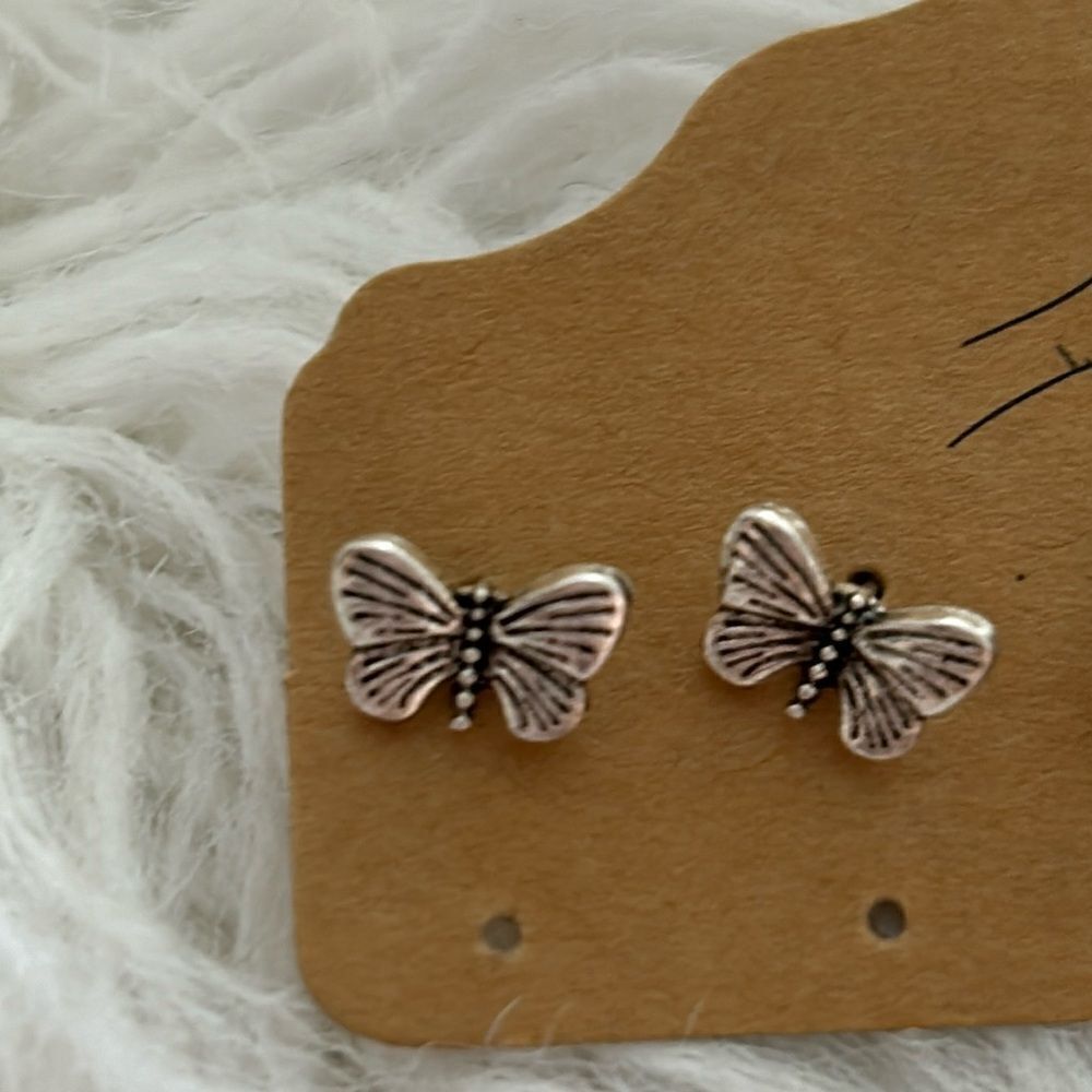 Silver earrings 